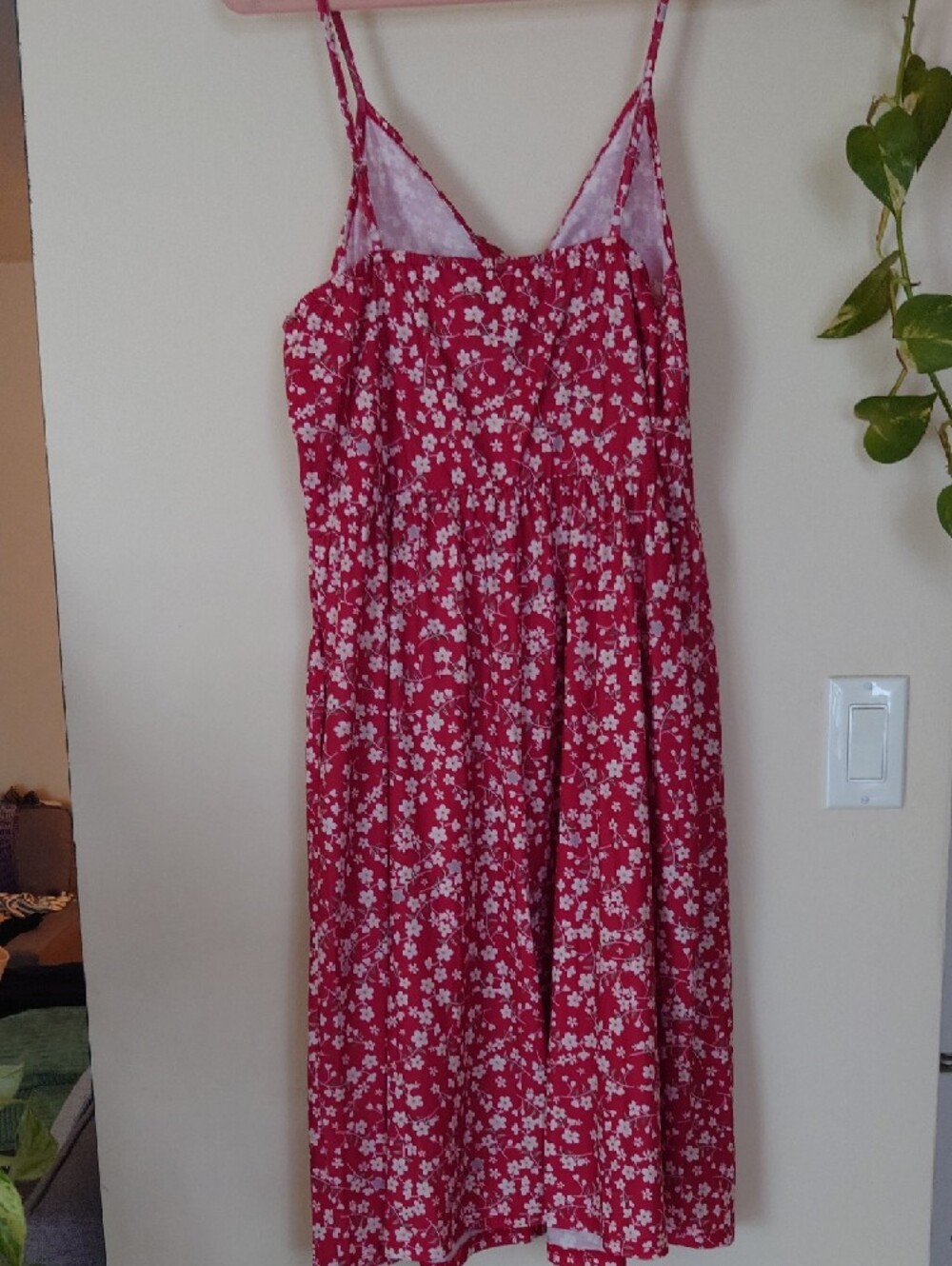 Red Floral Faux Tie-Front Sundress - Picture 6 of 6